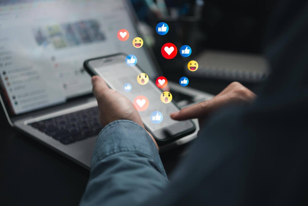 Social Media & Marketing Services